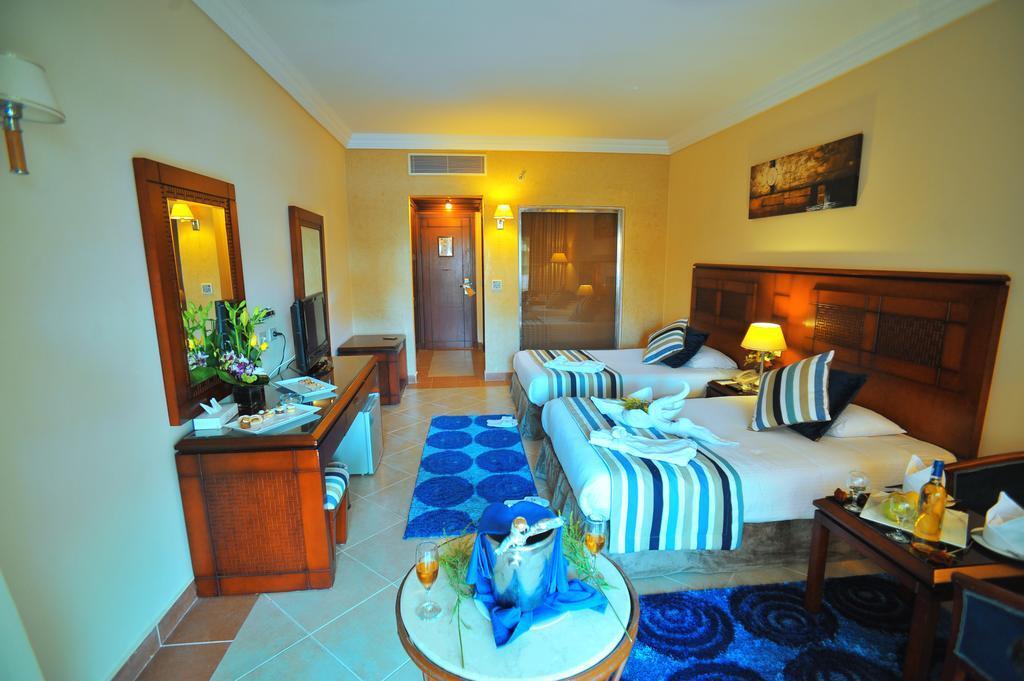 Sea Beach Aqua Park Resort Managed By Blue Resorts Sharm El Sheikk Exterior foto