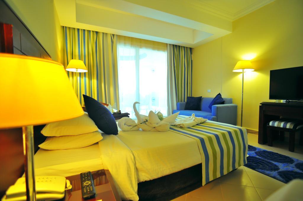 Sea Beach Aqua Park Resort Managed By Blue Resorts Sharm El Sheikk Exterior foto